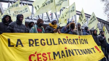 Régularisations massives des étrangers en France selon l’Insee pour des besoins de mains d’œuvre