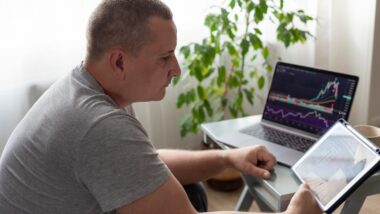 Comment la bourse en ligne transforme le quotidien des investisseurs novices